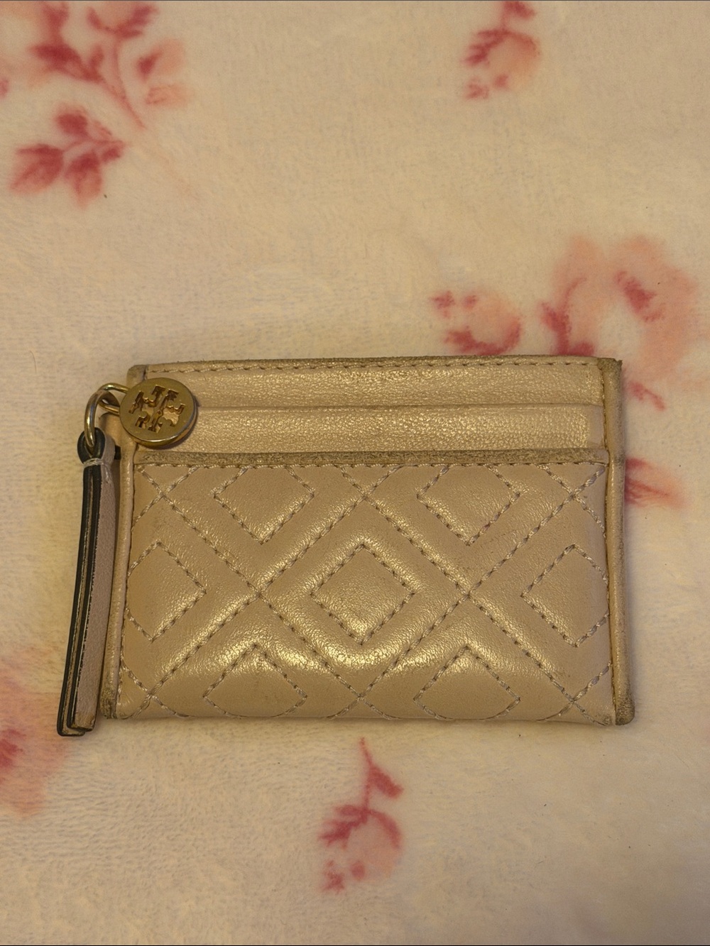 Quilted Beige Card Holder with Gold Charm
